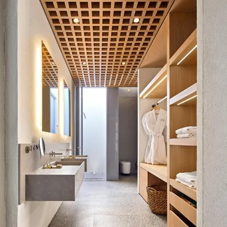 Voyage Resort 5*