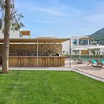 Voyage Complex 5*