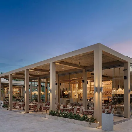 Voyage Semesteranläggning (resort) Torba