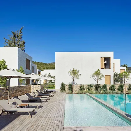 Voyage Resort